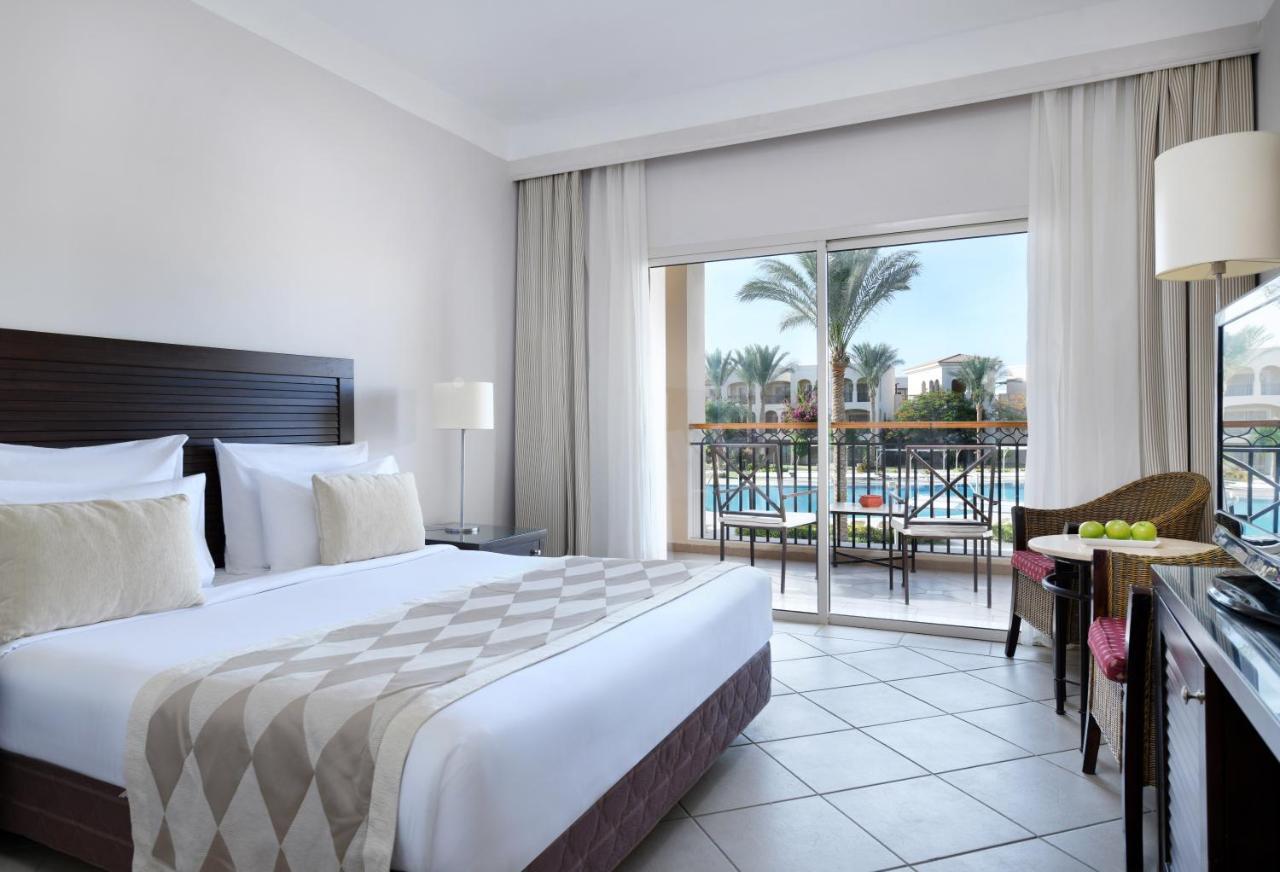 Jaz Mirabel Resort Sharm el-Sheikh Luaran gambar A room at the Hilton Sharm El Sheikh