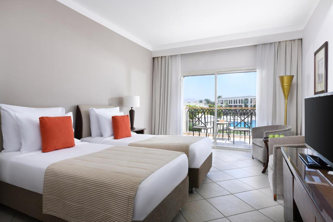Jaz Mirabel Resort Sharm el-Sheikh Luaran gambar A room at the Hilton Sharm El Sheikh